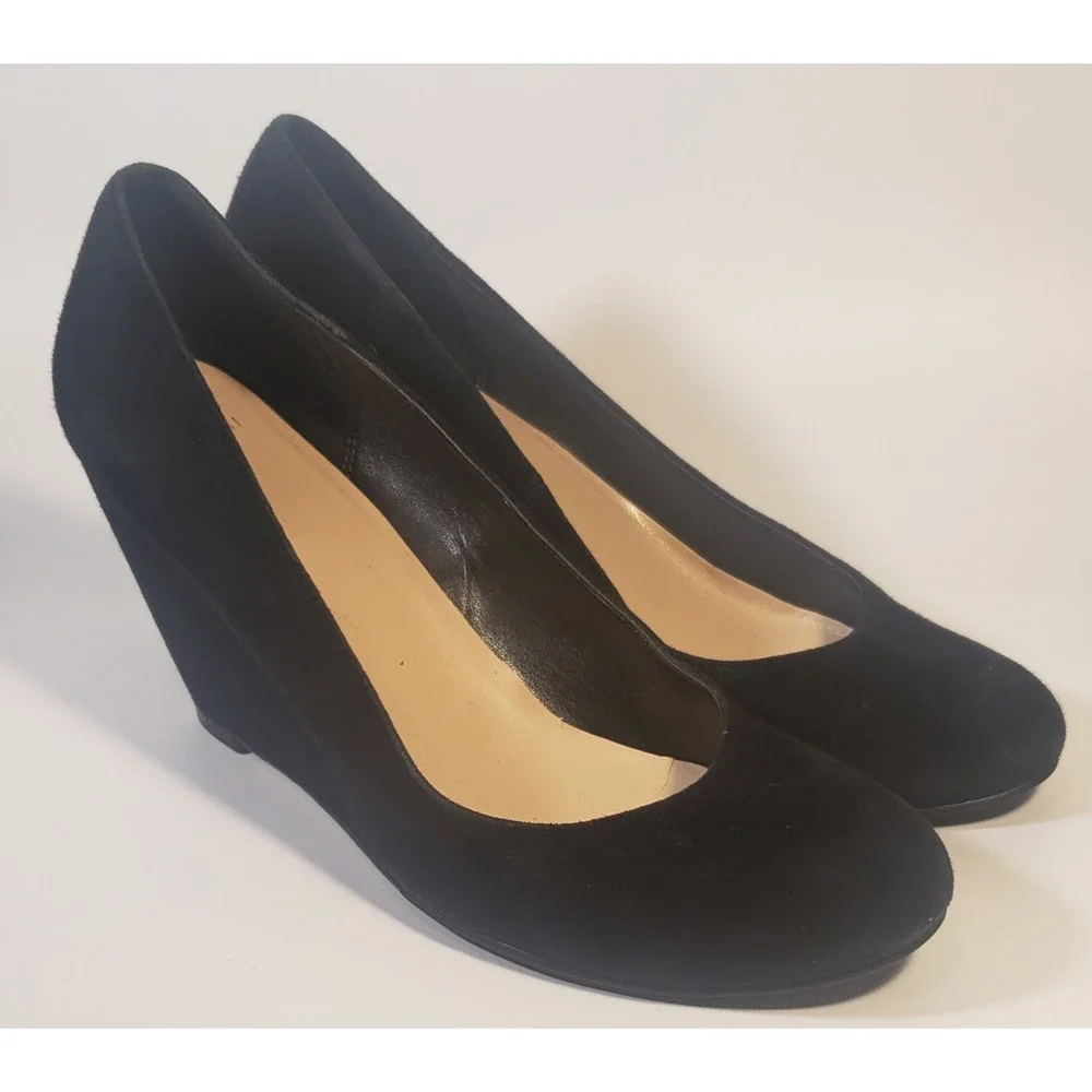 Cole Haan Women's Size 6B Black Wedge Heels Suede Slip-On Shoes Pumps